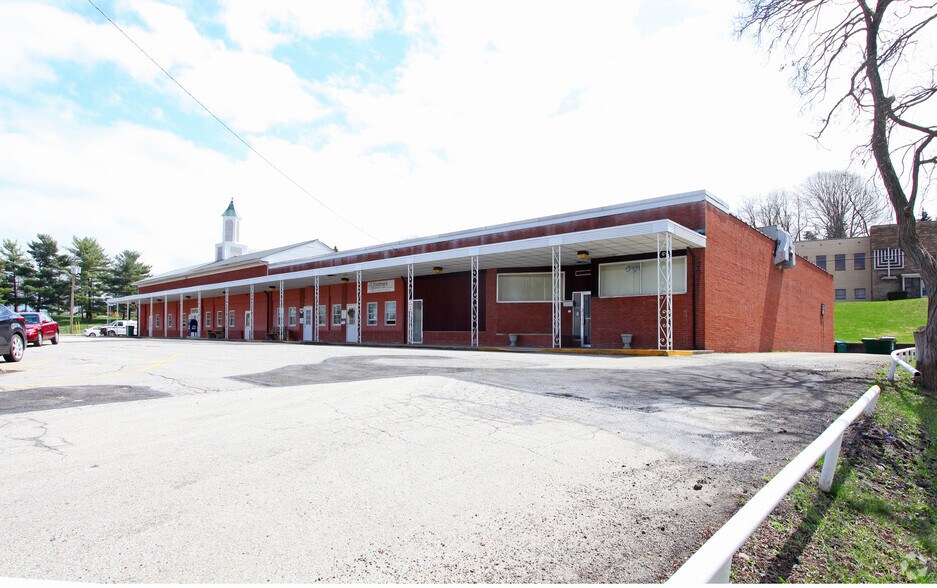 1295-1299 Grand Blvd, Monessen, PA à louer - Photo de l’immeuble – Image 3 sur 4