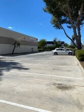 4564 Los Angeles Ave, Simi Valley, CA à louer Photo de l’immeuble– Image 2 sur 2