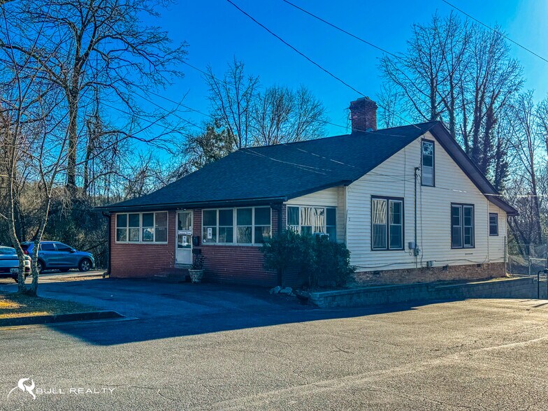 6869 S Sweetwater Rd, Lithia Springs, GA à louer - Photo de l’immeuble – Image 3 sur 13