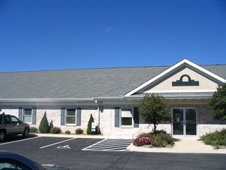 Plus de détails pour 3301 Resource Pky, Dekalb, IL - Bureau à vendre