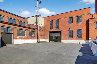 1 Rue Provost, Montréal, QC à louer Photo intérieure– Image 2 sur 2