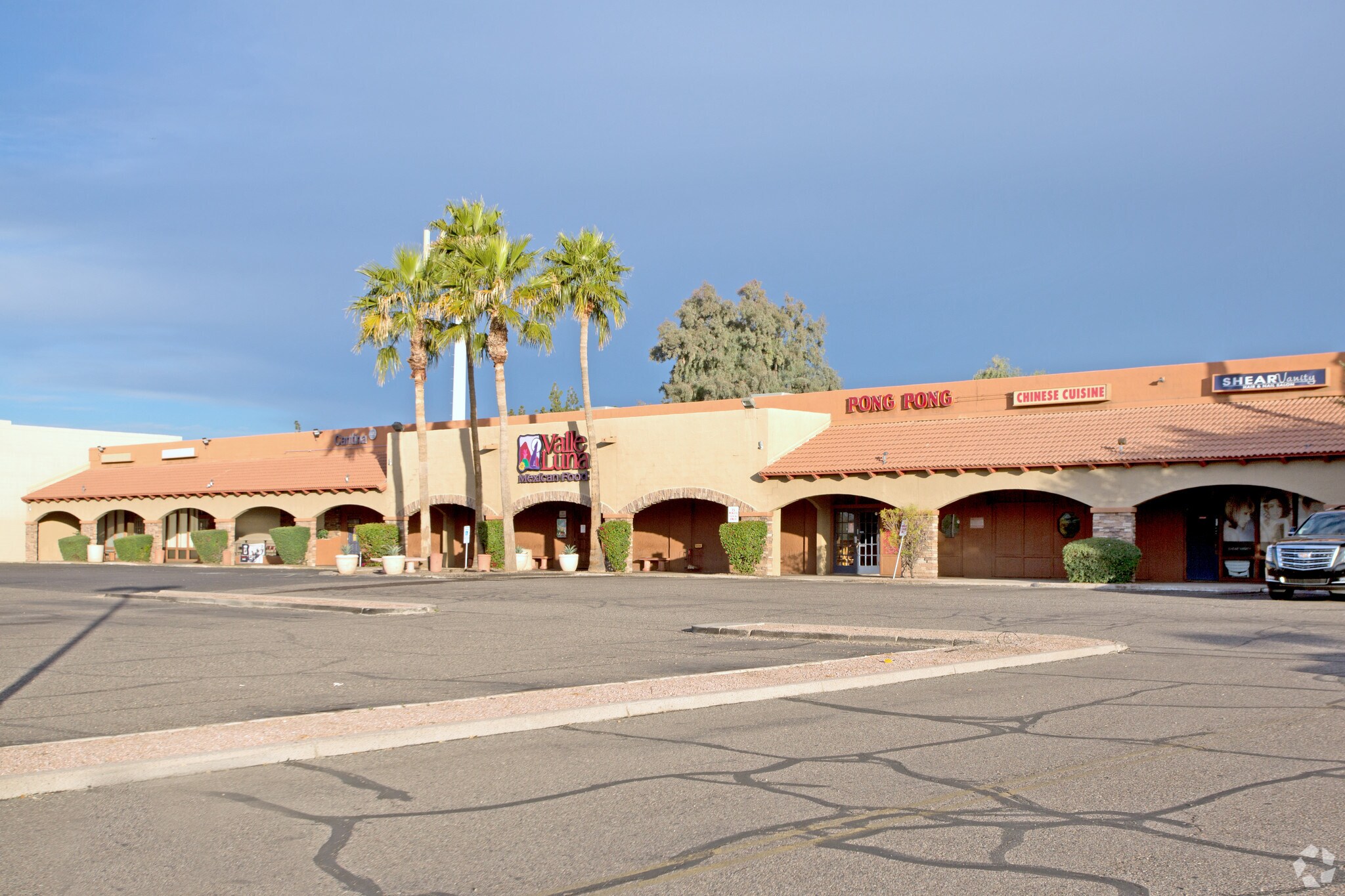 3310-3346 W Bell Rd, Phoenix, AZ à louer Photo principale– Image 1 sur 2
