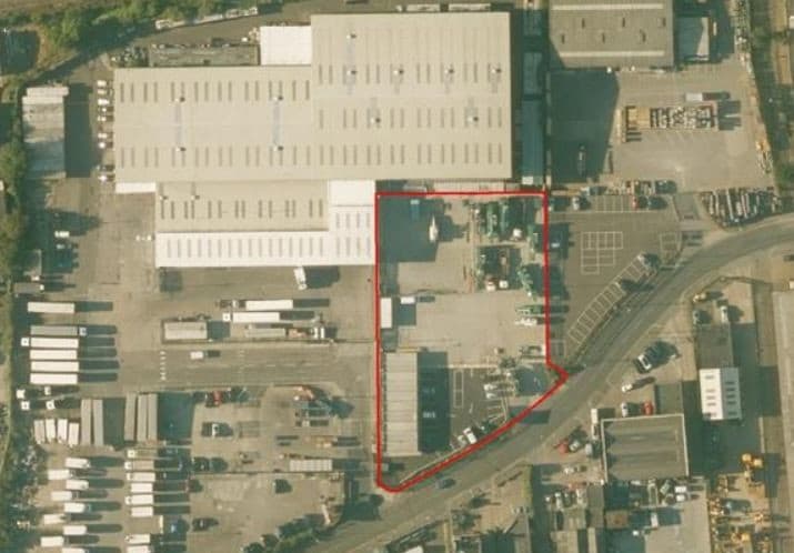 83 Freshwater Rd, Dagenham à louer - Photo principale – Image 2 sur 2