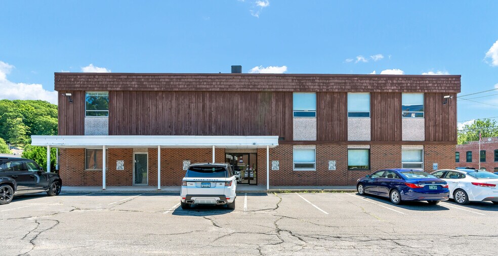 30 Mill St, Unionville, CT à louer - Photo de l’immeuble – Image 3 sur 12