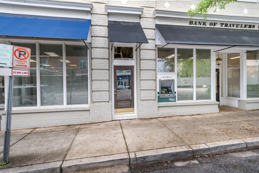 217-219 E Washington St, Greenville, SC à louer - Photo de l’immeuble – Image 2 sur 16