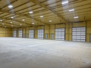 111 US Highway 380 Hwy, Decatur, TX à louer Photo intérieure– Image 2 sur 2