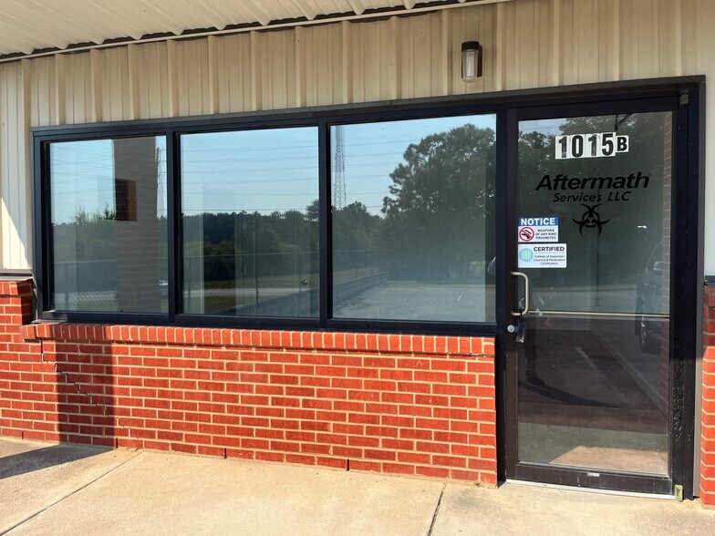 1015 Commerce Blvd, Midway, FL à louer - Photo de l’immeuble – Image 2 sur 24