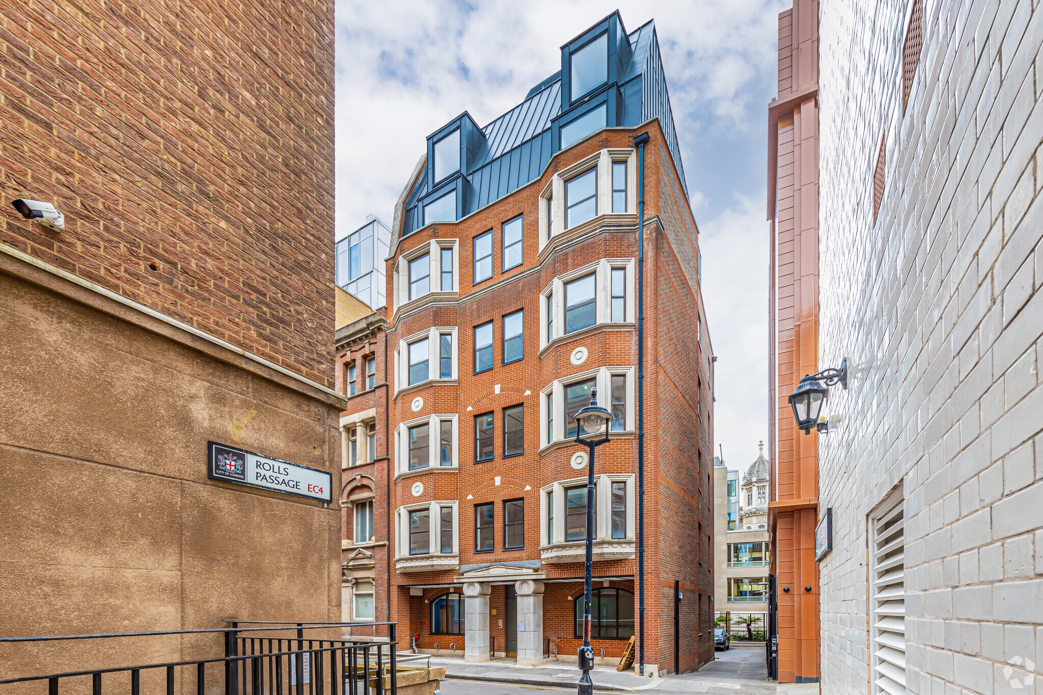 4 Breams, Londres à louer Photo principale– Image 1 sur 31