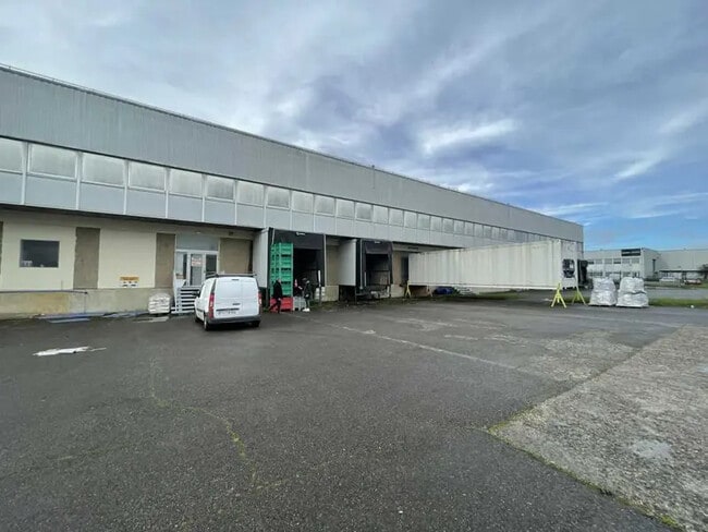 Plus de détails pour 3-5 Rue De La Scierie, Sucy-en-Brie - Industriel/Logistique à louer