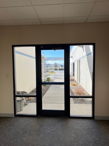 415 N Roosevelt St, Kennewick, WA à louer - Photo intérieure – Image 3 sur 22