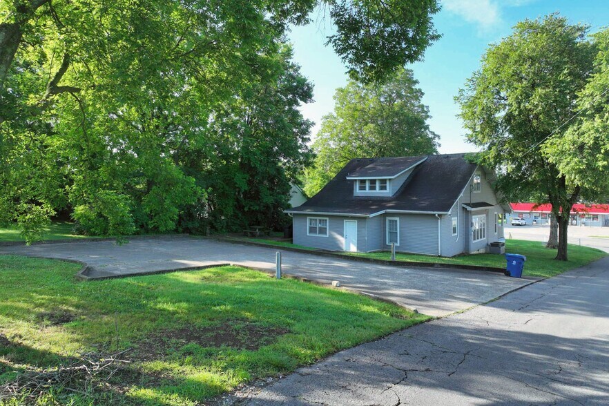 612 Hartsville Pike, Gallatin, TN à vendre - Photo de l’immeuble – Image 3 sur 14