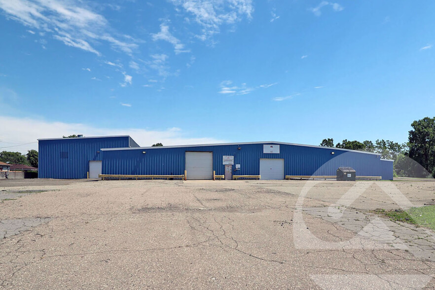 160 Visger Rd, River Rouge, MI à vendre - Photo de l’immeuble – Image 3 sur 3