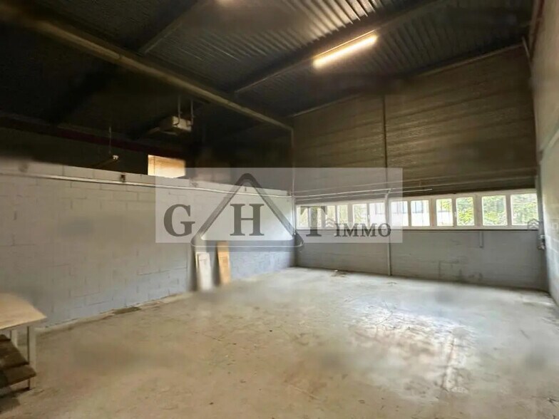 Bureau dans Senlis à louer - Photo de l’immeuble – Image 3 sur 3