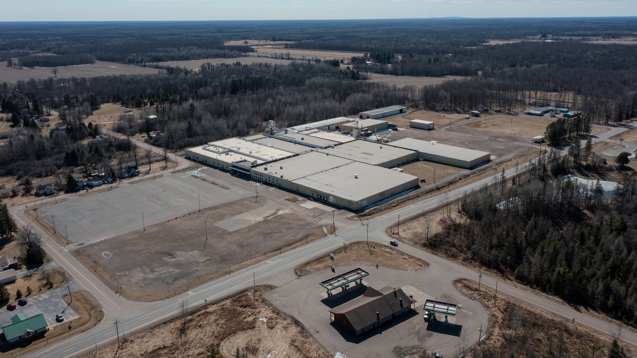 811 Factory St, Hawkins, WI à vendre Photo de l’immeuble– Image 1 sur 17