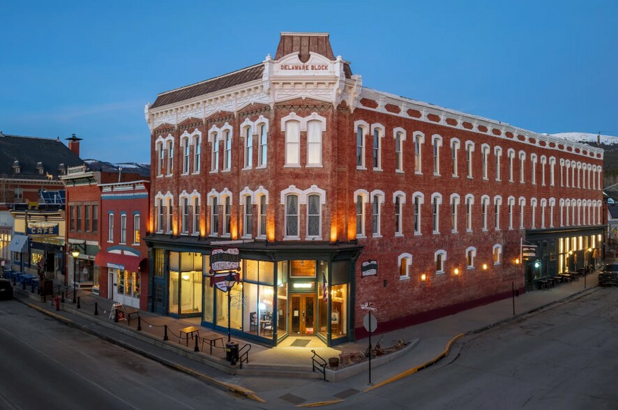 700 Harrison Ave, Leadville, CO à vendre - Photo principale – Image 1 sur 52