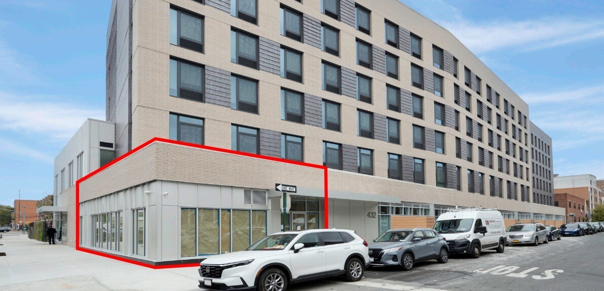 432 Thatford Ave, Brooklyn, NY à louer Photo de l’immeuble– Image 1 sur 2