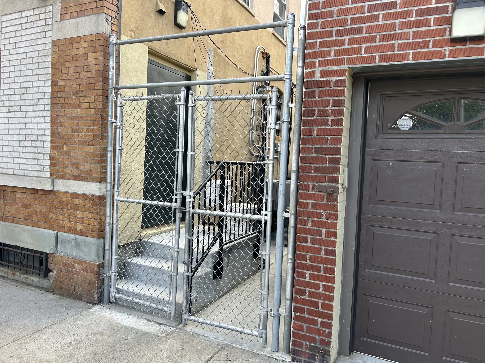 4602 30th Ave, Astoria, NY à louer Photo de l’immeuble– Image 1 sur 12