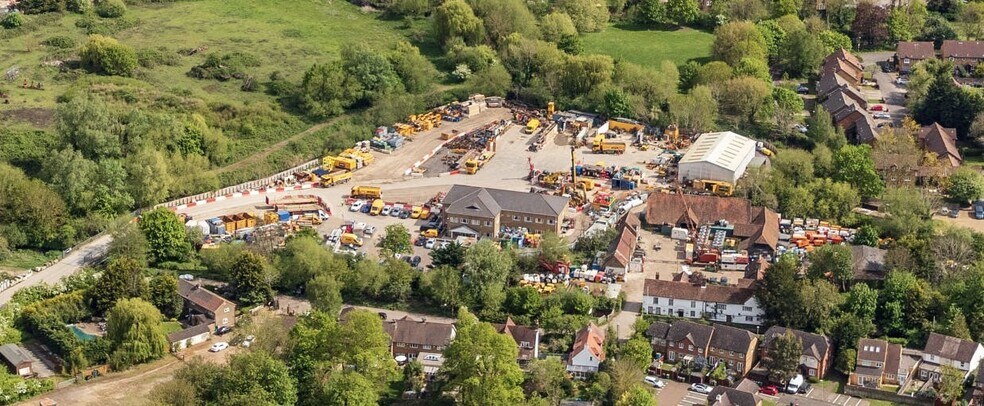 McArdle Way, Colnbrook à louer - Photo de l’immeuble – Image 1 sur 2
