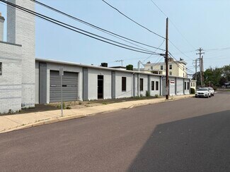 Plus de détails pour 108 W Montgomery Ave, North Wales, PA - Industriel/Logistique à louer