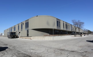 Plus de détails pour 1900-2080 S Carboy Rd, Mount Prospect, IL - Bureau, Industriel/Logistique à louer