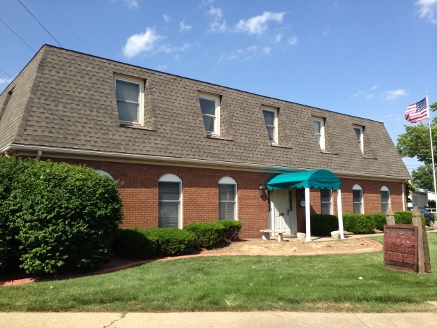 600 SE 8th St, Evansville, IN à vendre - Photo de l’immeuble – Image 1 sur 20