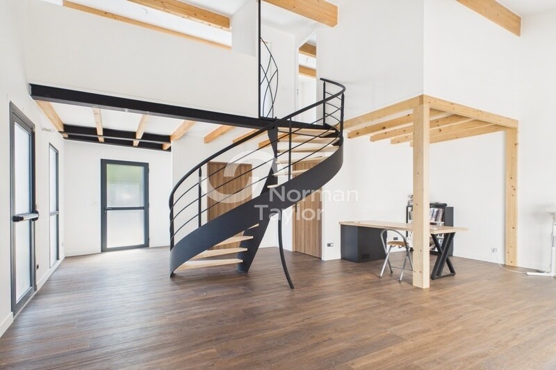 Bureau dans Gignac à vendre - Photo de l’immeuble – Image 2 sur 31