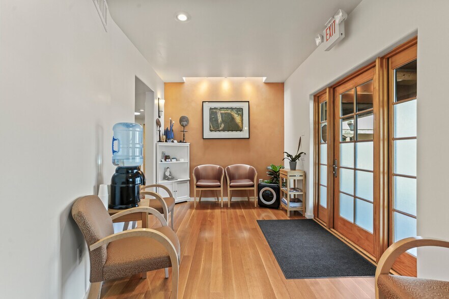 103 S St Francis Dr, Santa Fe, NM à vendre - Photo de l’immeuble – Image 1 sur 1