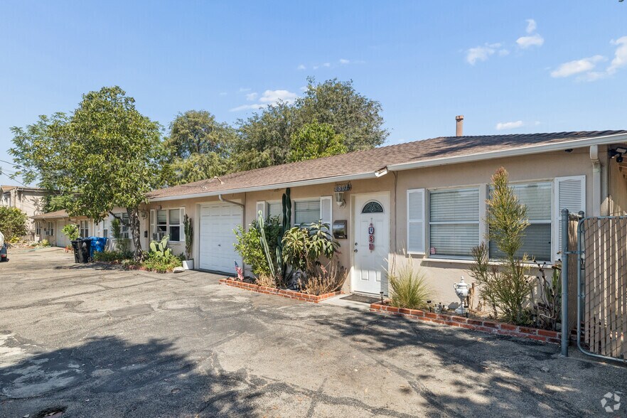 6801-6809 Valmont St, Tujunga, CA à vendre - Photo de l’immeuble – Image 1 sur 35