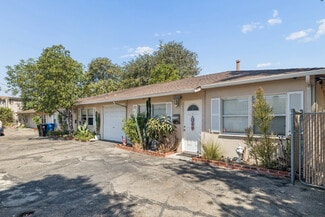 Plus de détails pour 6801-6809 Valmont St, Tujunga, CA - Logement à vendre