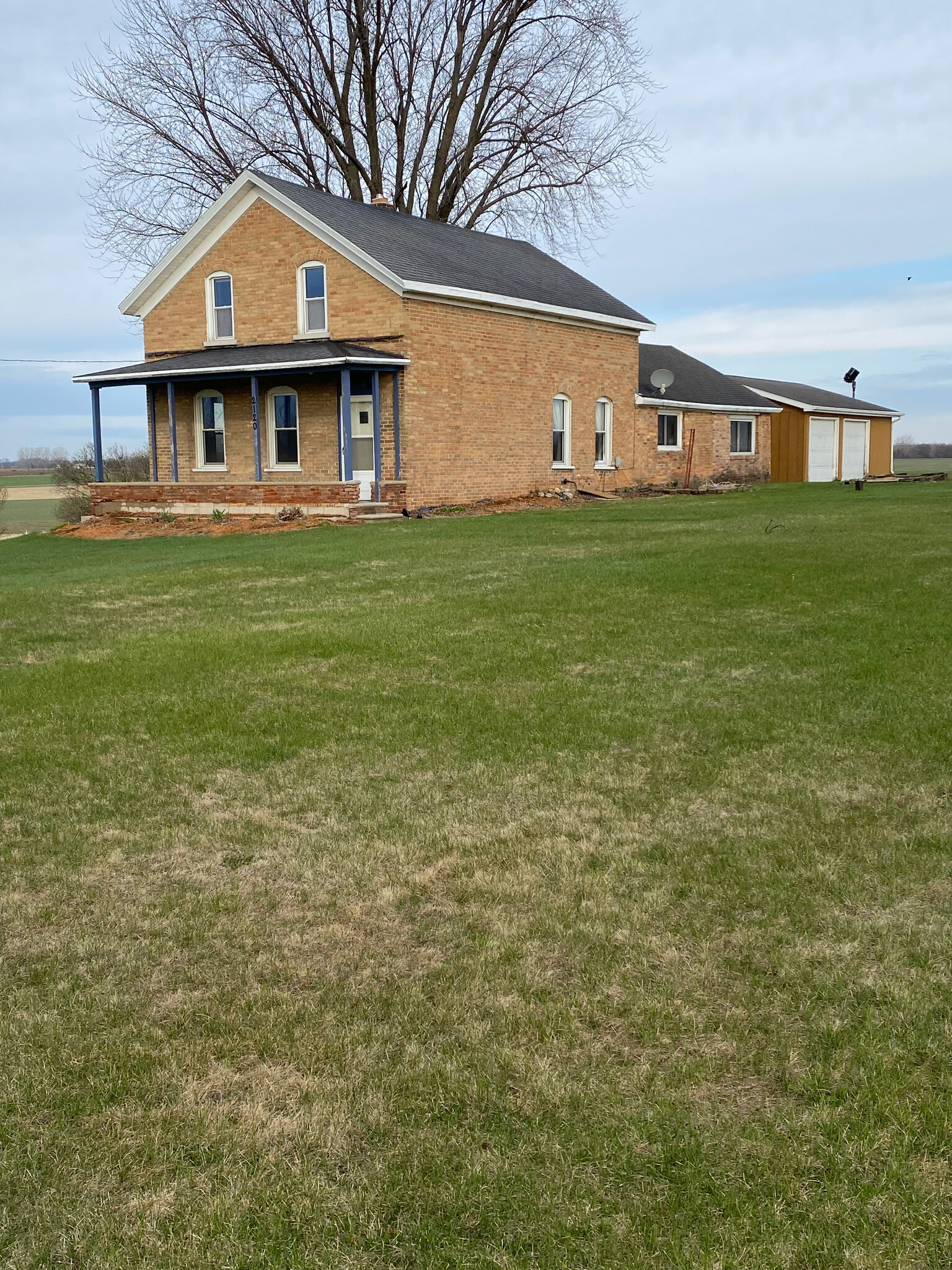 2120 Mid Valley Dr, De Pere, WI à vendre Photo de l’immeuble– Image 1 sur 54