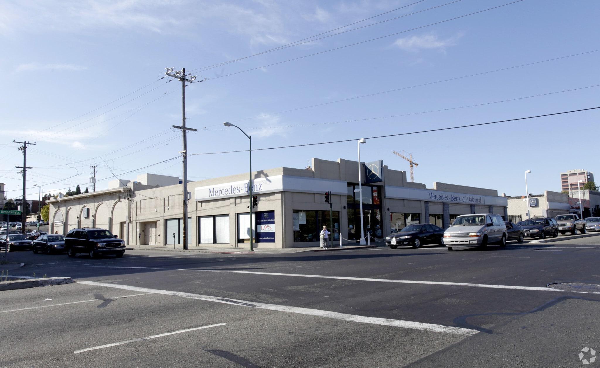 2901-2919 Broadway, Oakland, CA à louer Photo principale– Image 1 sur 6