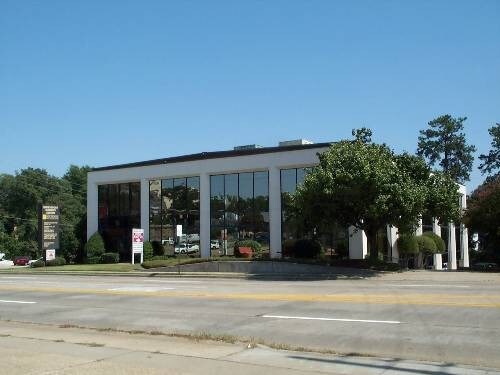 745 Olive St, Shreveport, LA à louer - Photo de l’immeuble – Image 1 sur 2