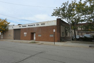 Plus de détails pour 1555 Hamilton Ave, Cleveland, OH - Industriel/Logistique à vendre