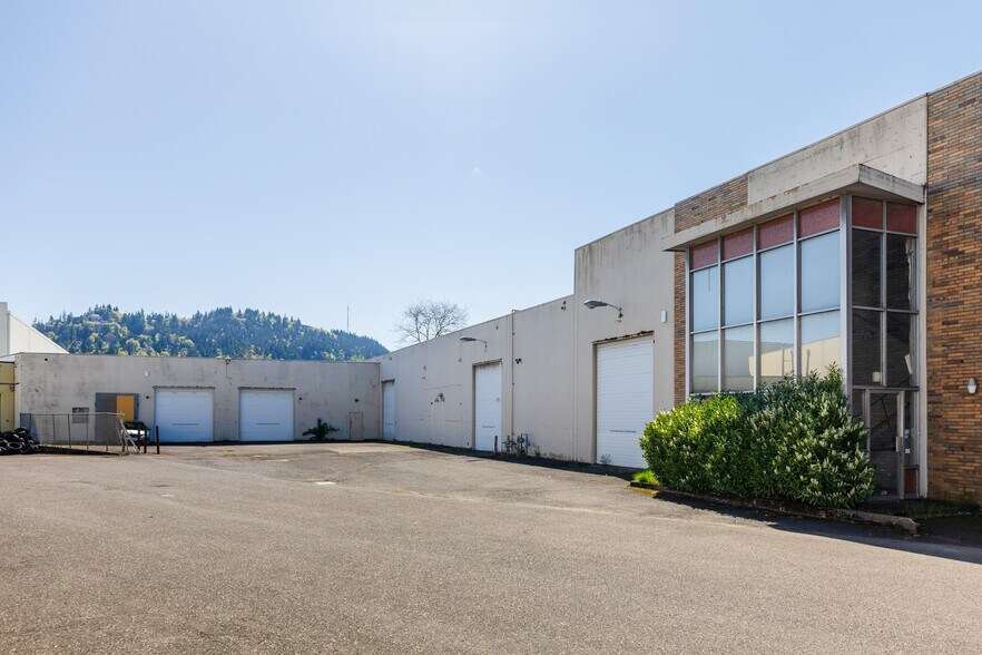 3155 NW Yeon Ave, Portland, OR à vendre - Photo de l’immeuble – Image 3 sur 6