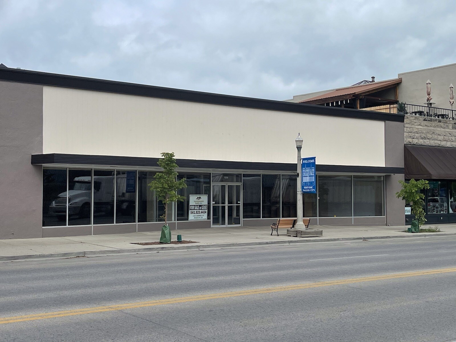 2017 Main St, Baker City, OR à vendre Photo de l’immeuble– Image 1 sur 3