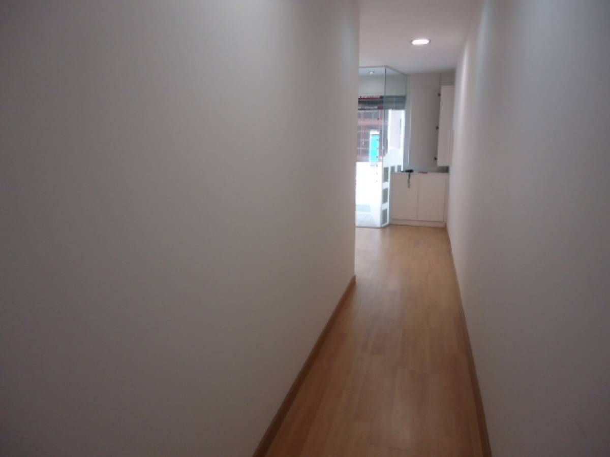 Local commercial dans Manresa, Barcelona à louer Photo intérieure– Image 1 sur 5
