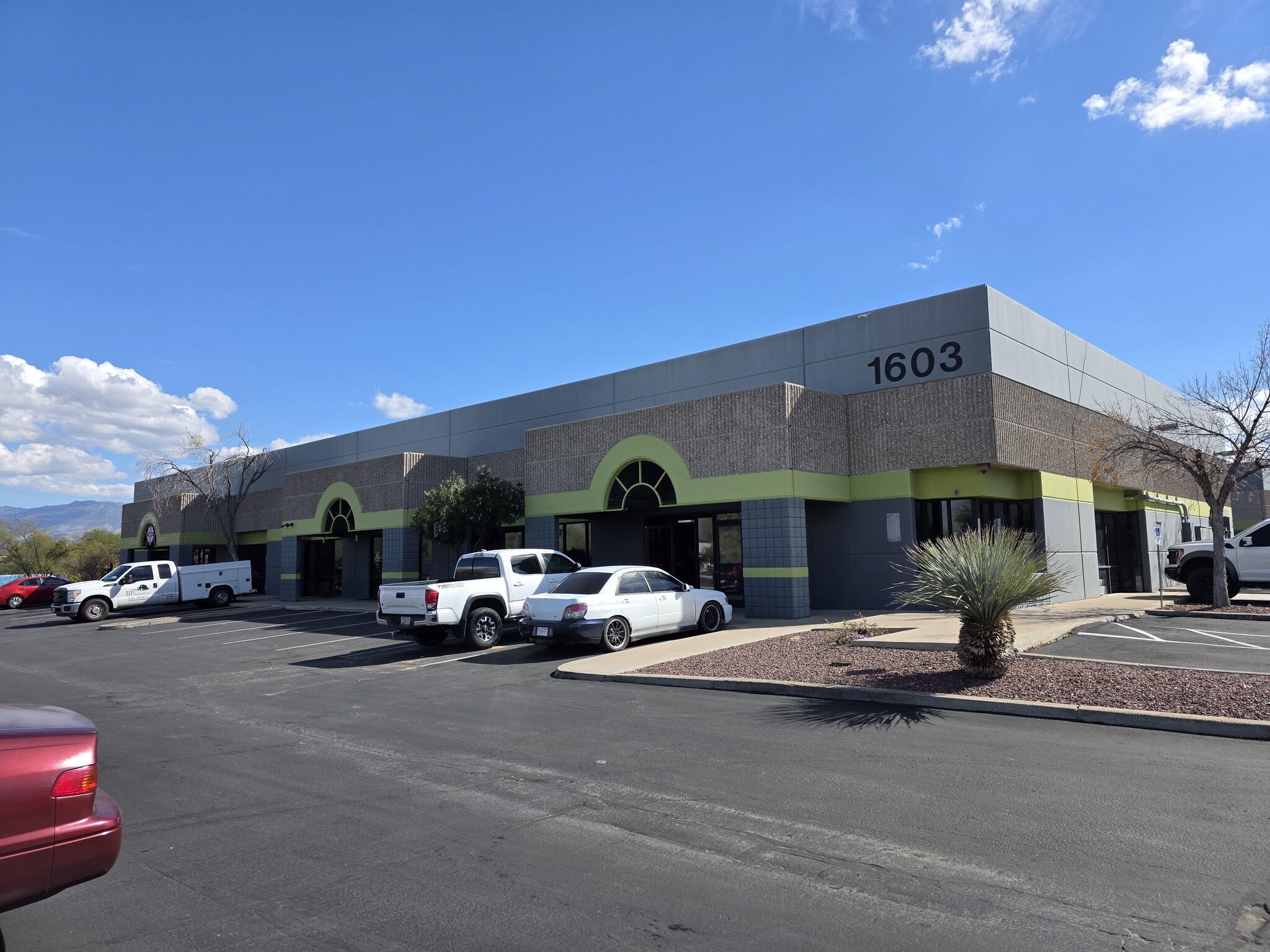 1603 S Eastside Loop, Tucson, AZ à louer Photo intérieure– Image 1 sur 2