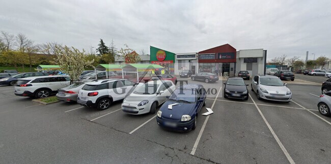Plus de détails pour Local commercial à vendre