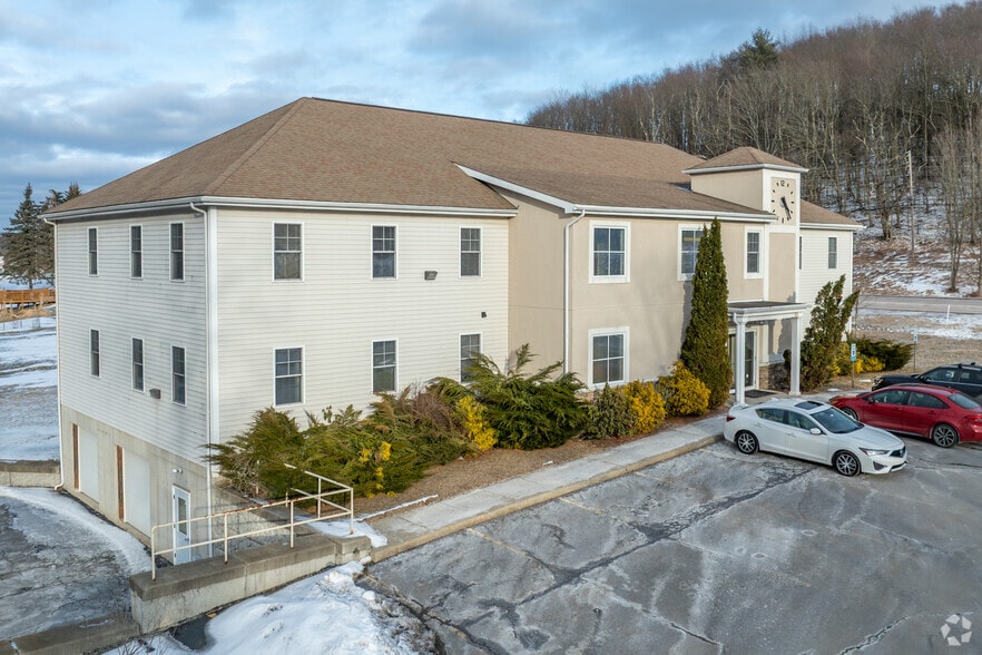 1310 Church St, Moscow, PA à louer - Photo de l’immeuble – Image 3 sur 11