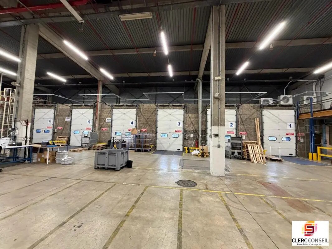 Bureau dans Val-de-Reuil à vendre Photo de l’immeuble– Image 1 sur 13