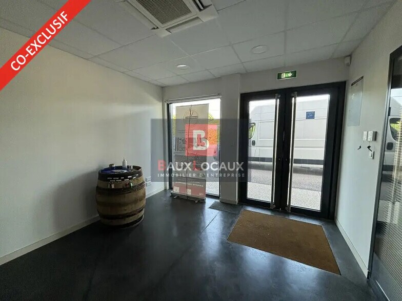 370 Rue Calixte Paillet, Courthézon à louer - Photo de l’immeuble – Image 2 sur 10