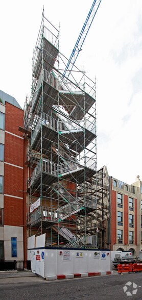 33 Maddox St, Londres à louer - Photo de l’immeuble – Image 2 sur 3