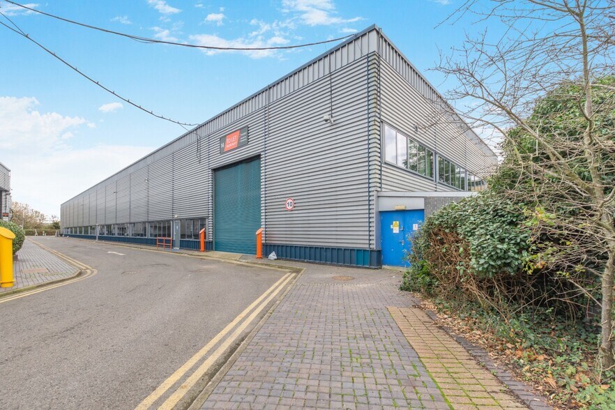 Transfesa Rd, Paddock Wood à louer - Photo de l’immeuble – Image 3 sur 59