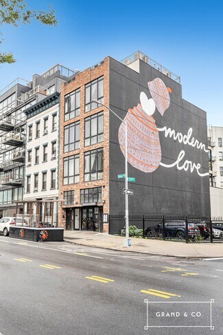 Plus de détails pour 317 Union Ave, Brooklyn, NY - Local commercial à louer