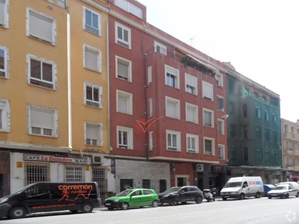Immeuble residentiel dans Cuenca, Cuenca à vendre Photo intérieure– Image 1 sur 2