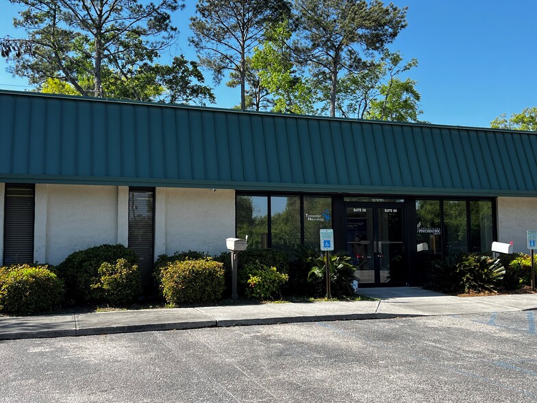 913 Bowman Rd, Mount Pleasant, SC à vendre - Photo de l’immeuble – Image 2 sur 13
