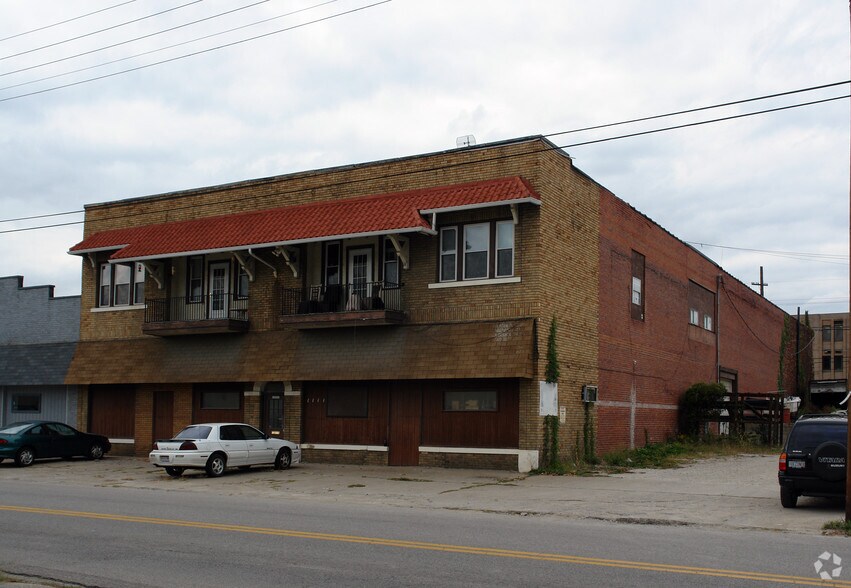632 8th Ave, Huntington, WV à vendre - Photo de l’immeuble – Image 2 sur 10