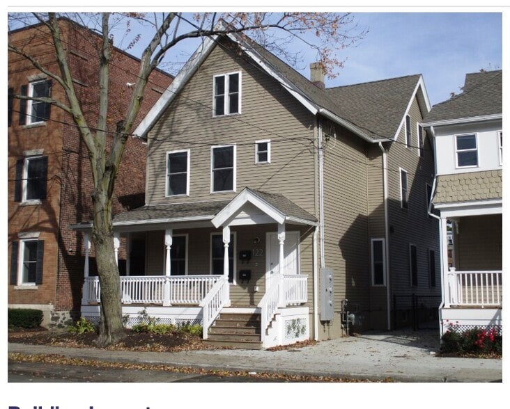 122 Henry St, Stamford, CT à vendre - Photo principale – Image 1 sur 1