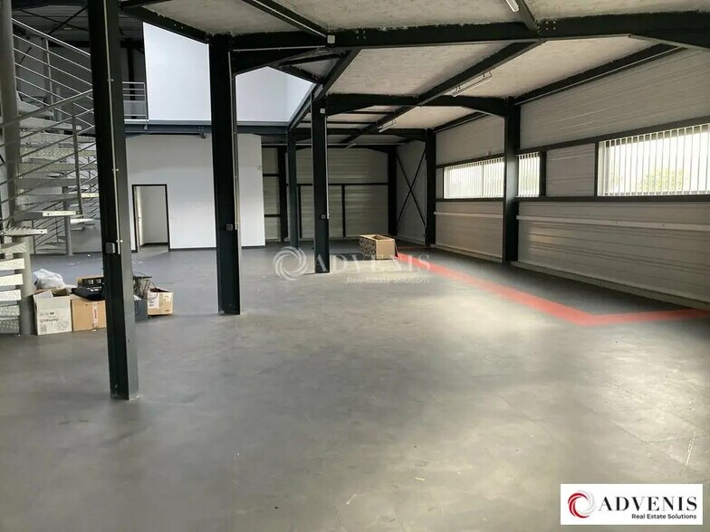 Bureau dans Mérignac à louer - Photo de l’immeuble – Image 3 sur 9