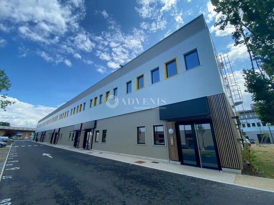 Bureau dans Fresnes à louer Photo de l’immeuble– Image 1 sur 9